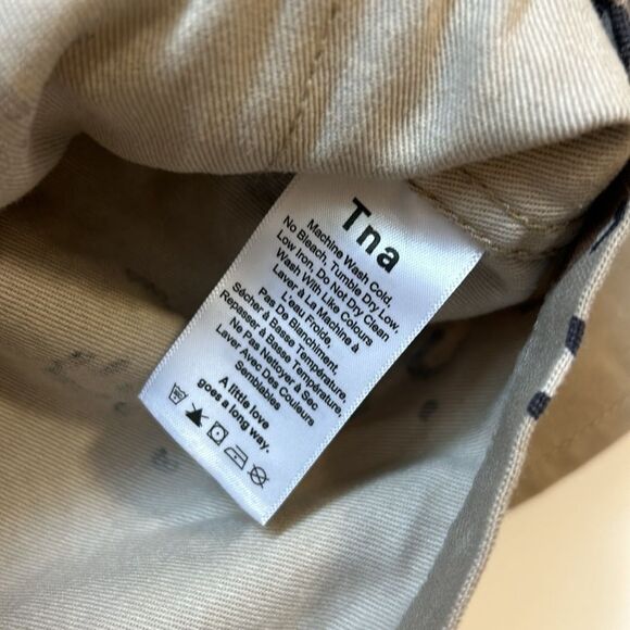 Aritzia TNA‎ Camouflage Army Jacket Tan Desert Camo Utility Shacket Size Small - Picture 5 of 8